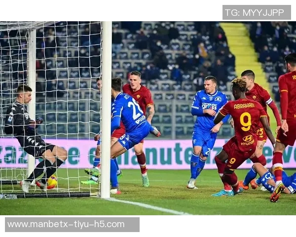 罗马冬窗计划租借齐尔克泽或卡利穆恩多以加强锋线实力